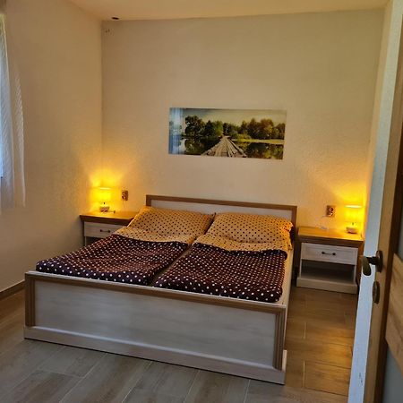 Apartman Sara Lipno nad Vltavou Dış mekan fotoğraf